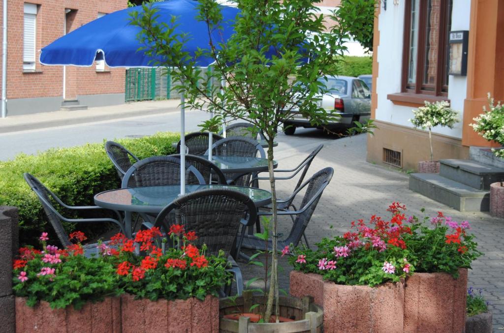 Alt Weeze Hotel Bagian luar foto