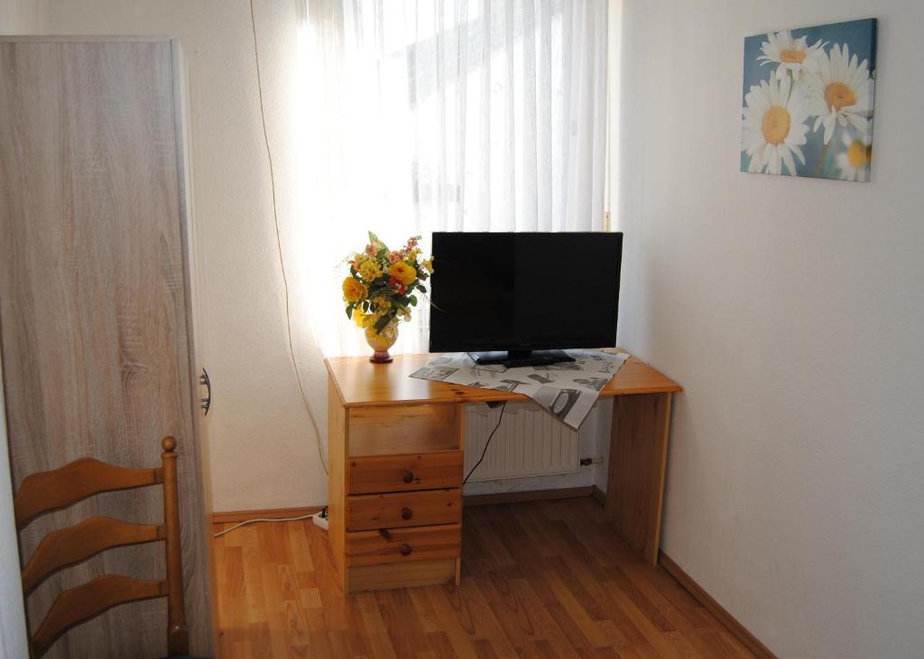 Alt Weeze Hotel Ruang foto